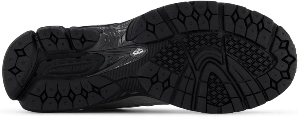 New Balance 2002R Shoes - Black/Silver Metallic
