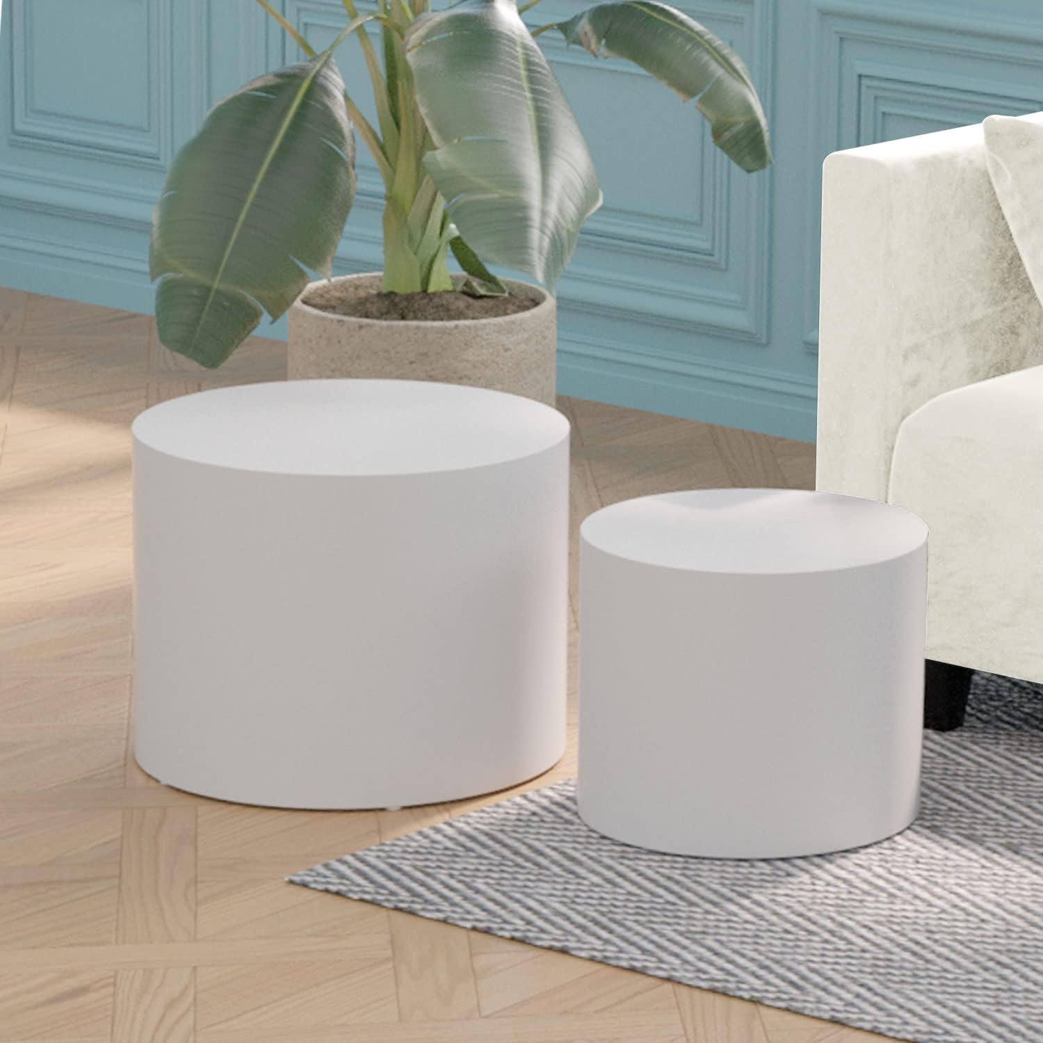 18.9' Round Nesting Coffee Table Set of 2,Wooden Circle Coffee and End Tables,Durable Accent Furniture,Modern Space-Saving Design for Small Living Room,Offices,No Assembling Needed (Matt White)