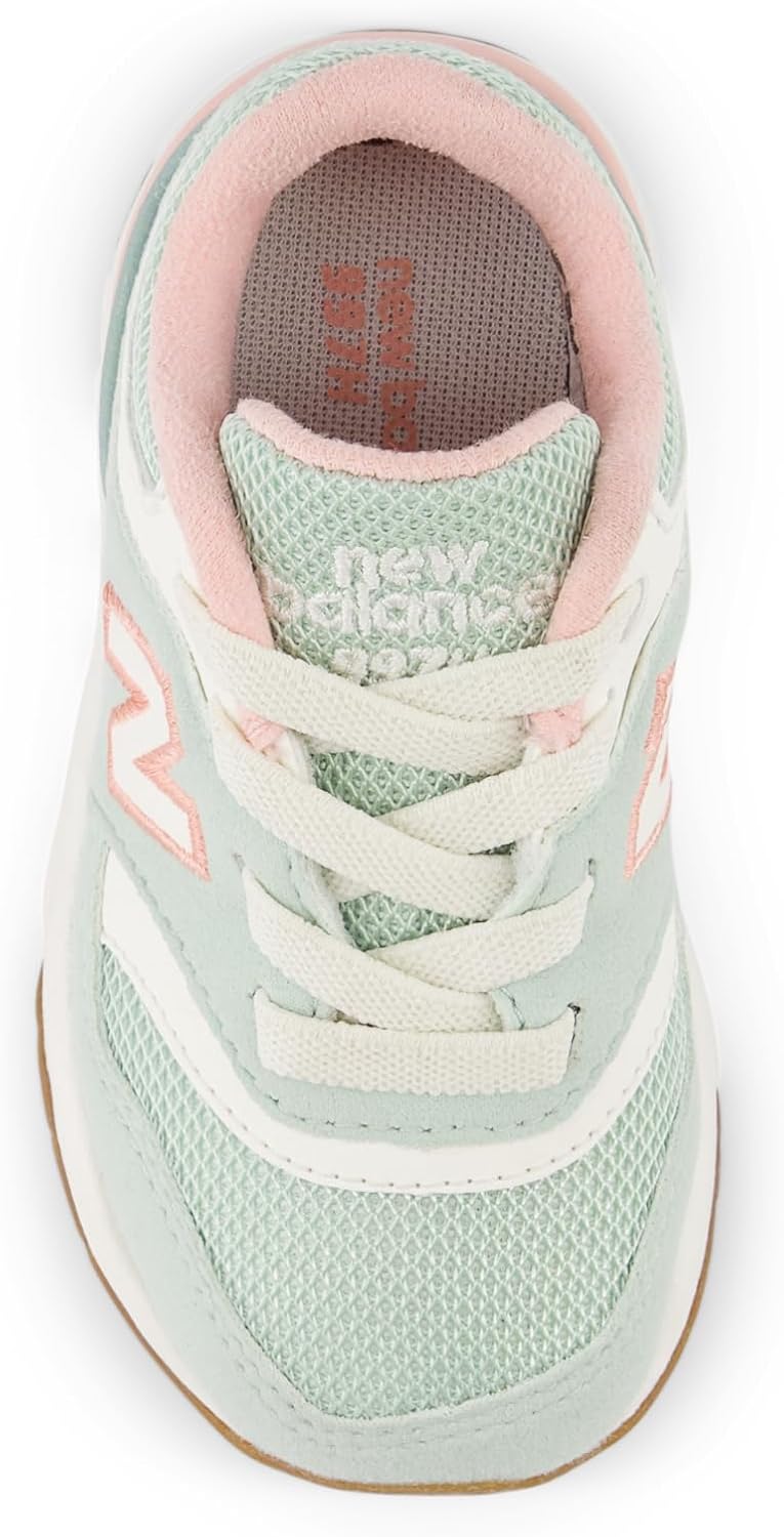 New Balance womens Fresh Foam X Hierro V7 Gore-tex