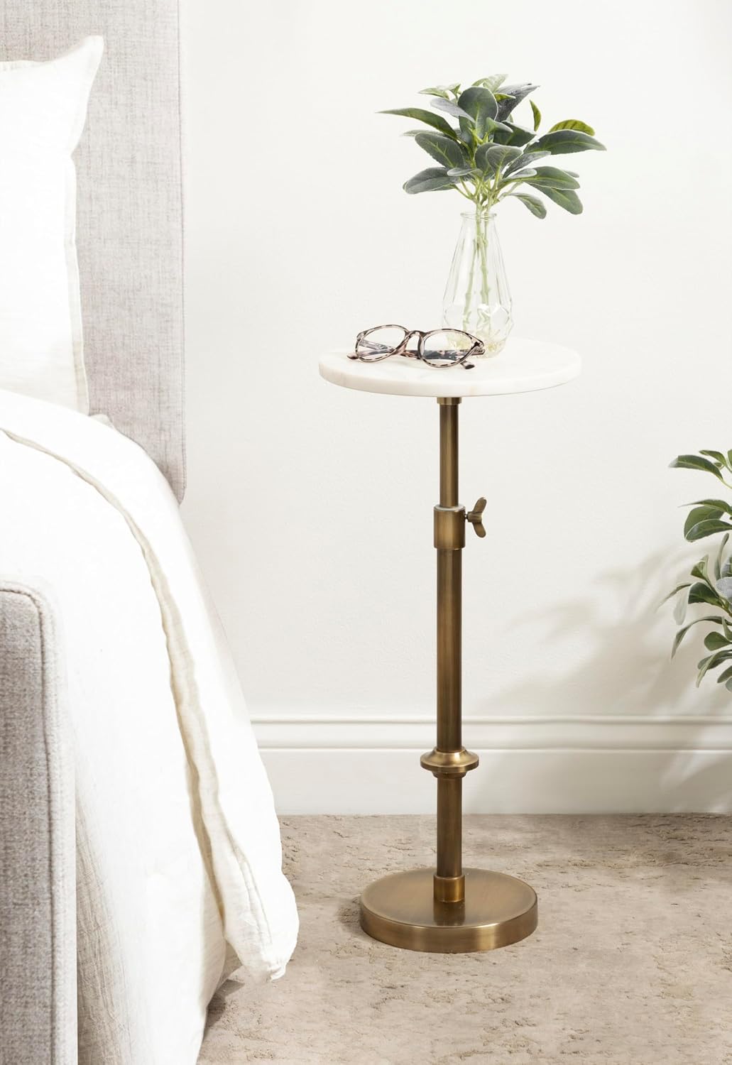 Kate and Laurel Engles Traditional Adjustable-Height Pedestal Drink Table; 10 x 10 x 30; White Marble and Antique Brass; Vintage Round Indoor Metal Plant Stand with Authentic Marble Tabletop