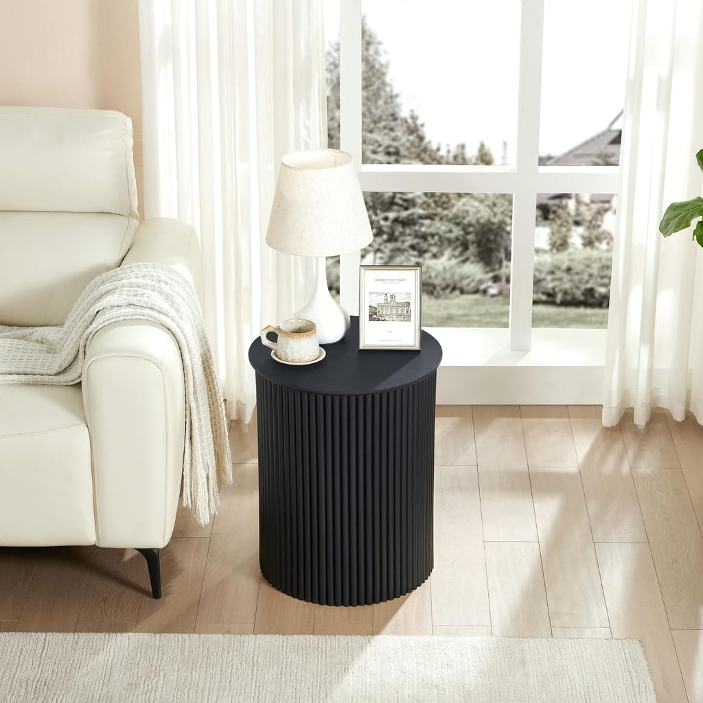 AVZEAR Small Round Side Table Fluted Night Stand Set of 2, 17.7' Mid Century Modern End Table, Circle Bedside Tables Wood Nightstands for Small Spaces, Living Room, Bedroom(Black)
