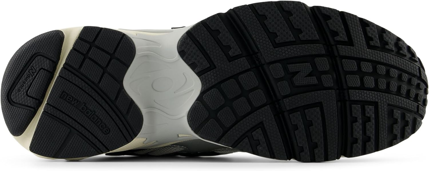 New Balance Men's 725V1 Shoes
