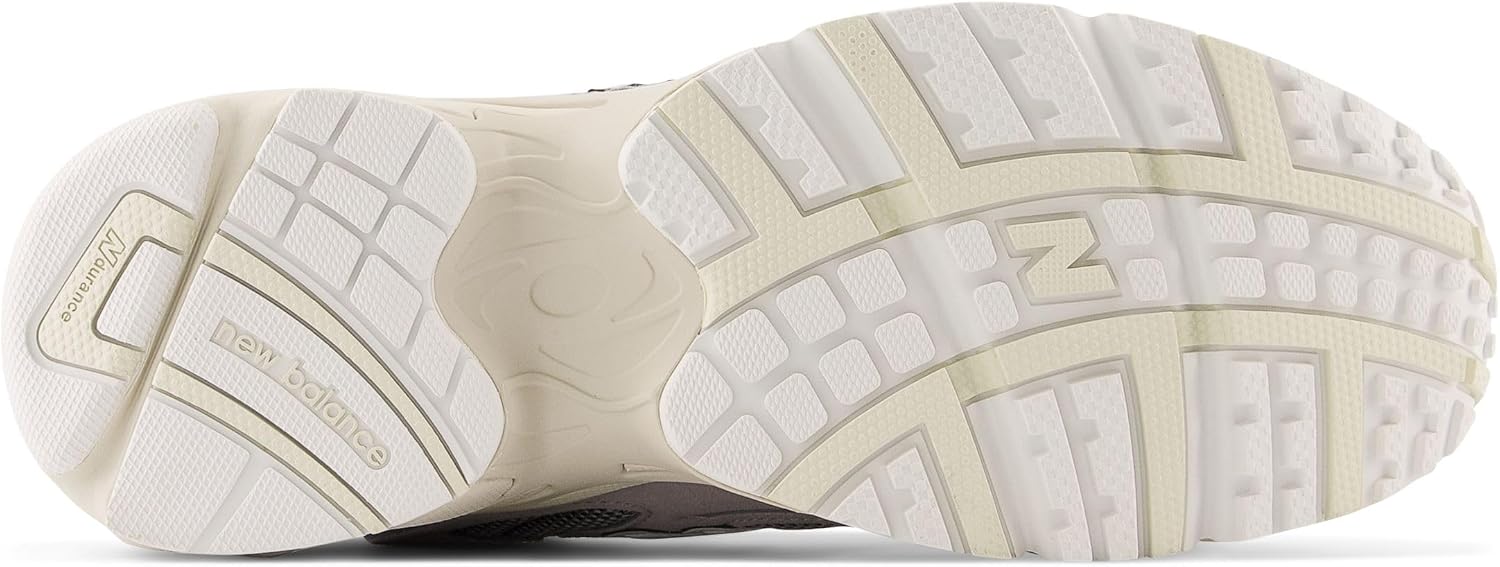 New Balance Men's 725V1 Shoes