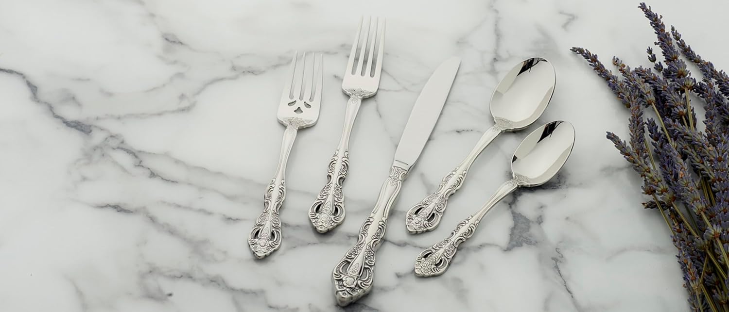 Oneida Silverware Set For 4, Michelangelo 20-Piece Fine Flatware Set, Service For 4, Heavyweight 18/10 Stainless Steel, Mirror Finish, Dishwasher Safe, Knives Spoons & Forks Sets (Silver, 20 Piece)