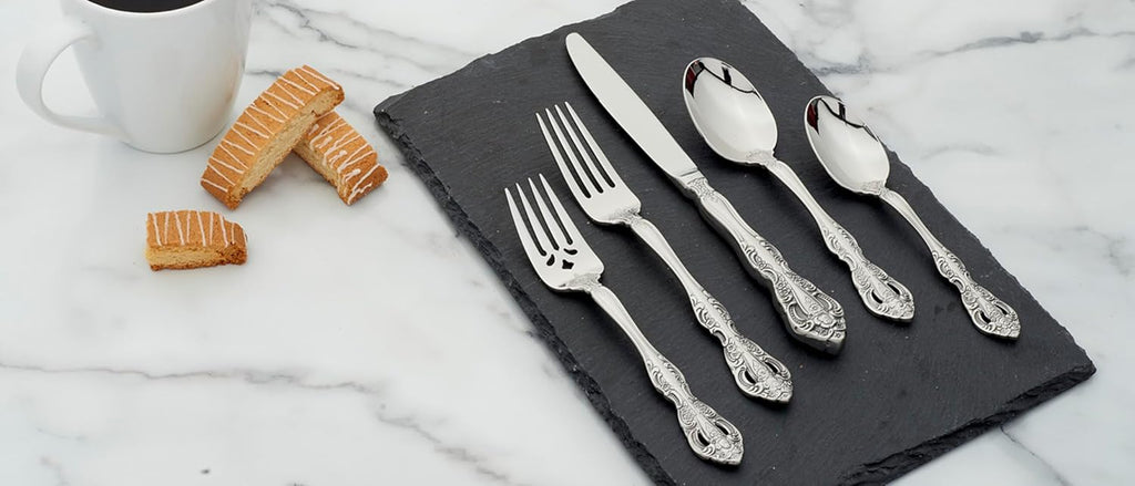 Oneida Silverware Set For 4, Michelangelo 20-Piece Fine Flatware Set, Service For 4, Heavyweight 18/10 Stainless Steel, Mirror Finish, Dishwasher Safe, Knives Spoons & Forks Sets (Silver, 20 Piece)