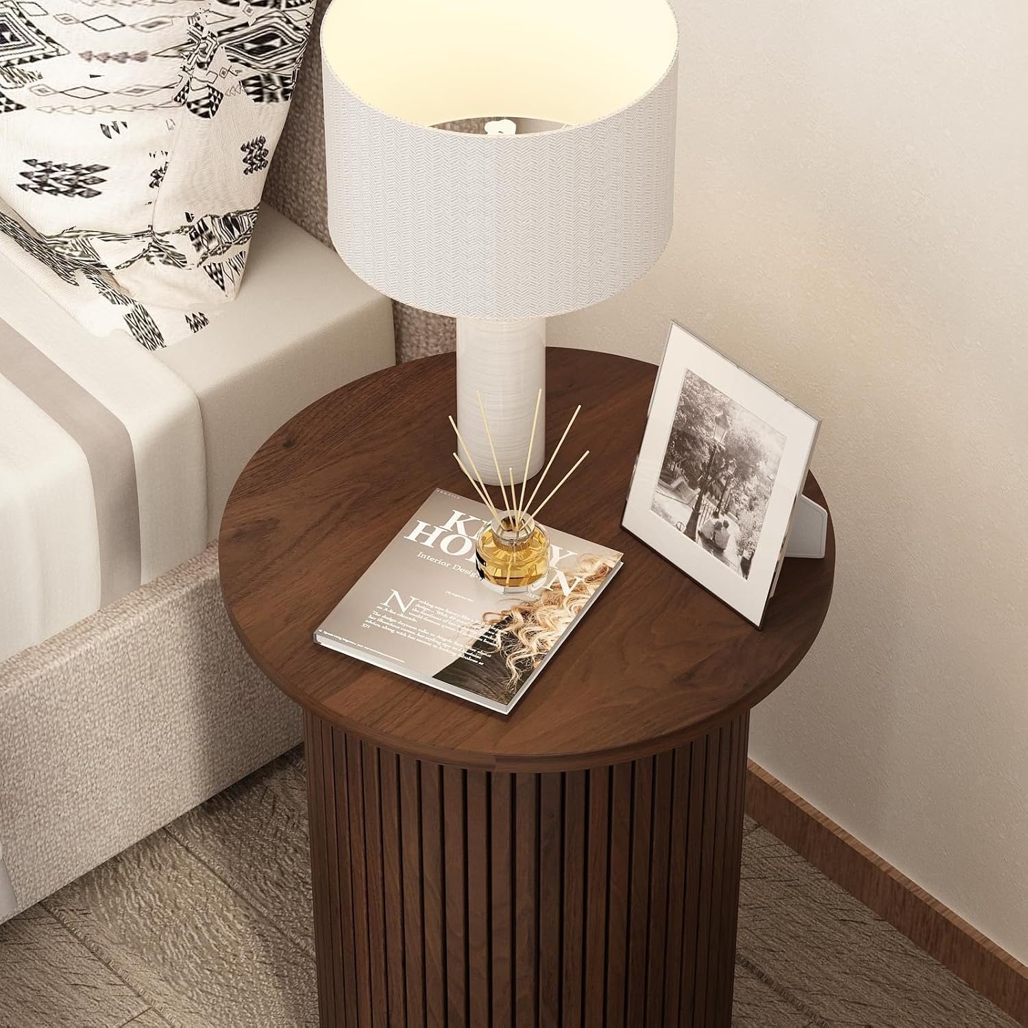 Wnutrees Round Fluted End Table, Small Accent Pedestal Side Table, Wood Fluted Nightstand Bedside Table for Living Room, Bedroom, Handcrafted Finish, Brown, 2Pack