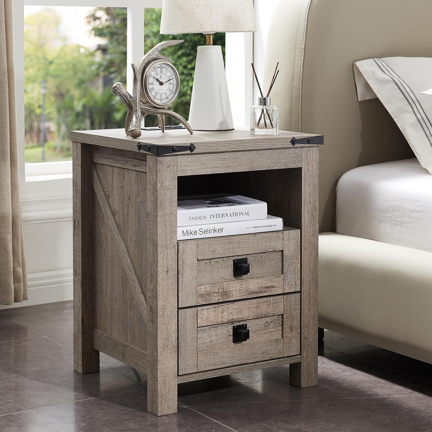 T4TREAM Farmhouse Nightstand Set of 2, Rustic End Table with 2 Drawers, Charging Station, Storage Open Shelf for Bedroom, Living Room, Wood Side Table, Light Rustic Oak