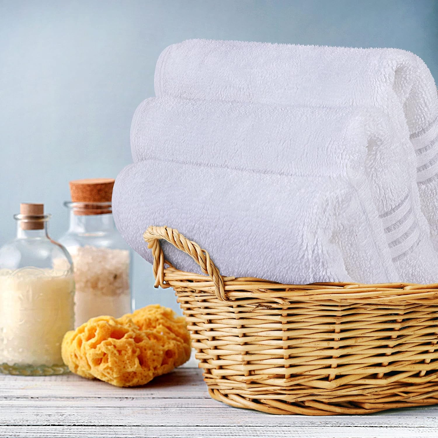 Utopia Towels - Luxury Wash Cloths Set (12 x 12 Inches) 600 GSM 100% Cotton Ring Spun, Highly Absorbent and Soft Feel Washcloths for Bathroom, Spa, Gym, and Face Towel (White) (216 Pack)