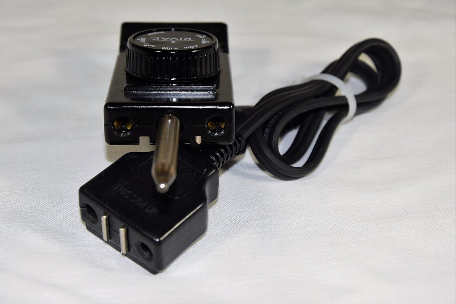 Rival 1500 WATT REPLACEMENT POWER CORD * MDTCP-1 Heat Control Temperature Probe SureRELEASE™ Magnetic Power Cord MDP-1 for electric skillets griddles multi-pots deep fryers MODEL # MDTCP 1 MDP 1