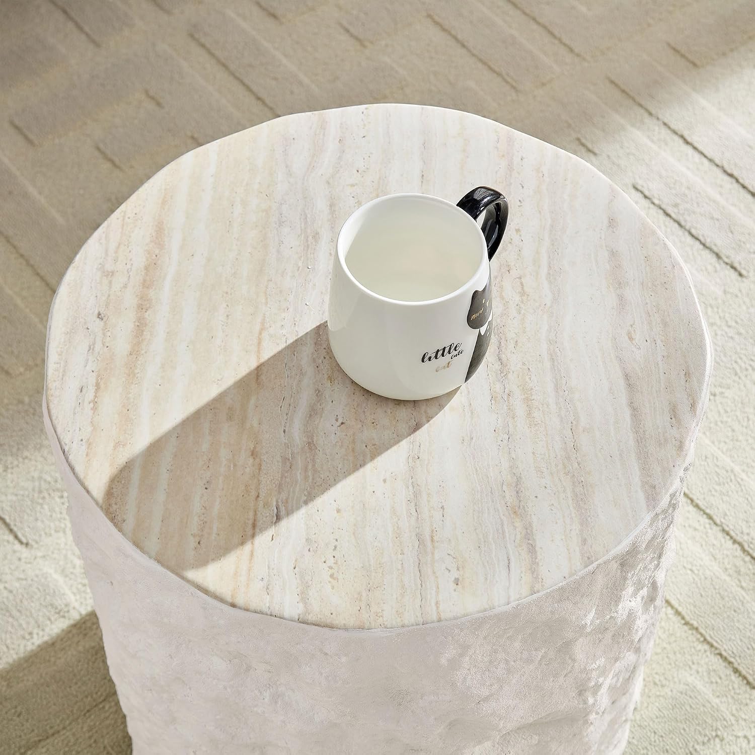 Round Side Table Small Coffee Table for Living Room Circle End Table for Bedroom Apartment, No Need Assembly (Fiberglass 15.75'' Cement Stone Pattern)