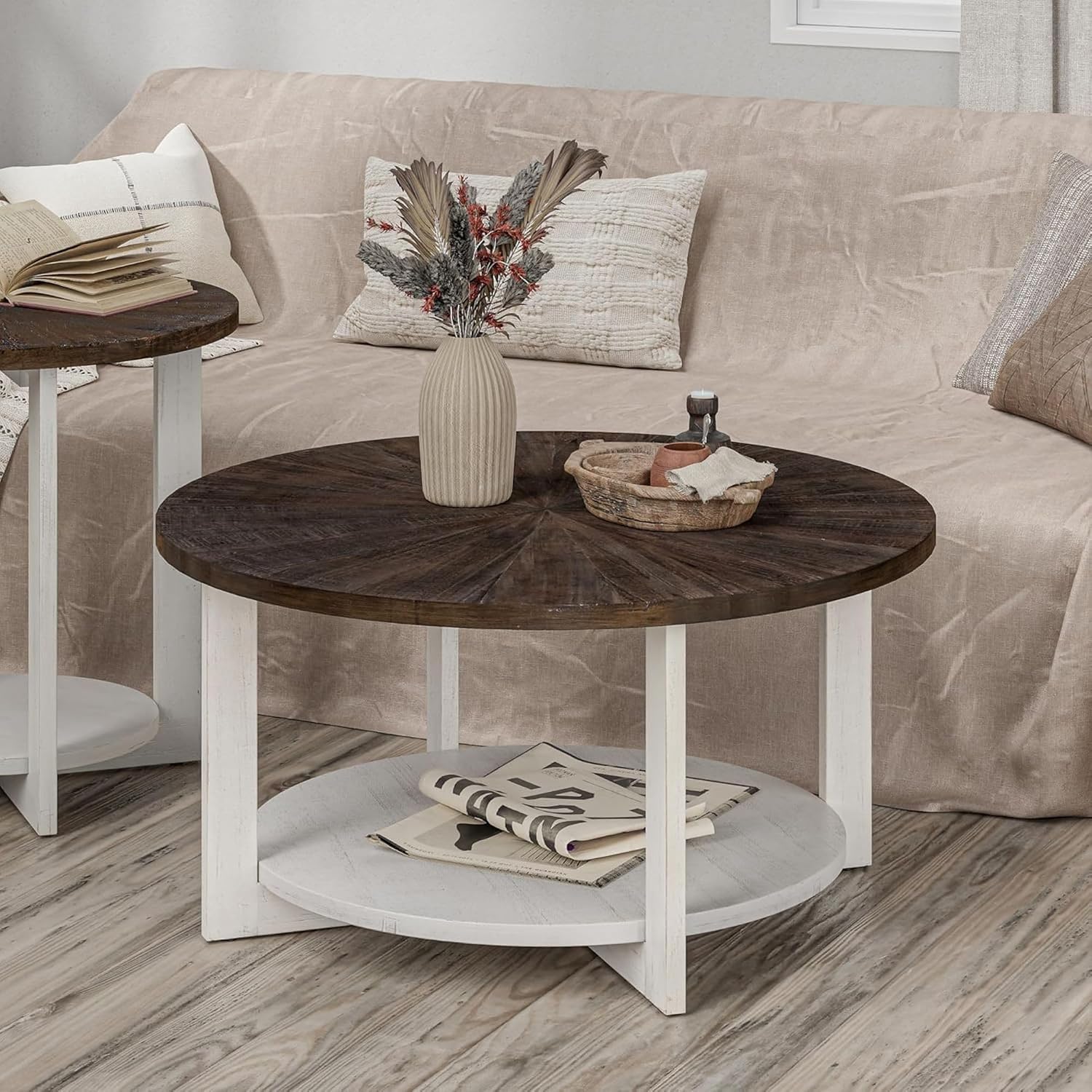 Round Wood Coffee Tables with Storage, Rustic Farmhouse Coffee Table with Distressed Wood Top, Large Circle Table for Living Room, Brown, 32Dx32Wx19.5H in