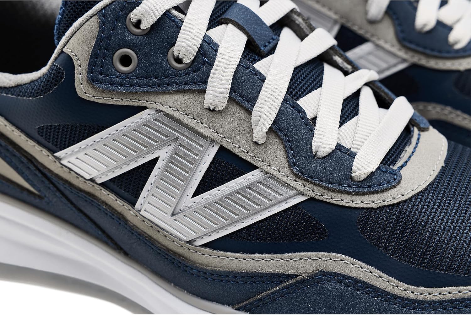 New Balance Men's 1982
