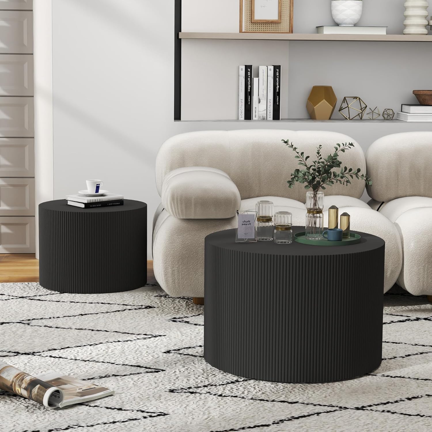 Black Round Coffee Table Set of 2, Modern Wooden Nesting Coffee Tables for Living Room, No Assembly Required Circle Side Tables Set Accent End Table for Bedroom, Balcony