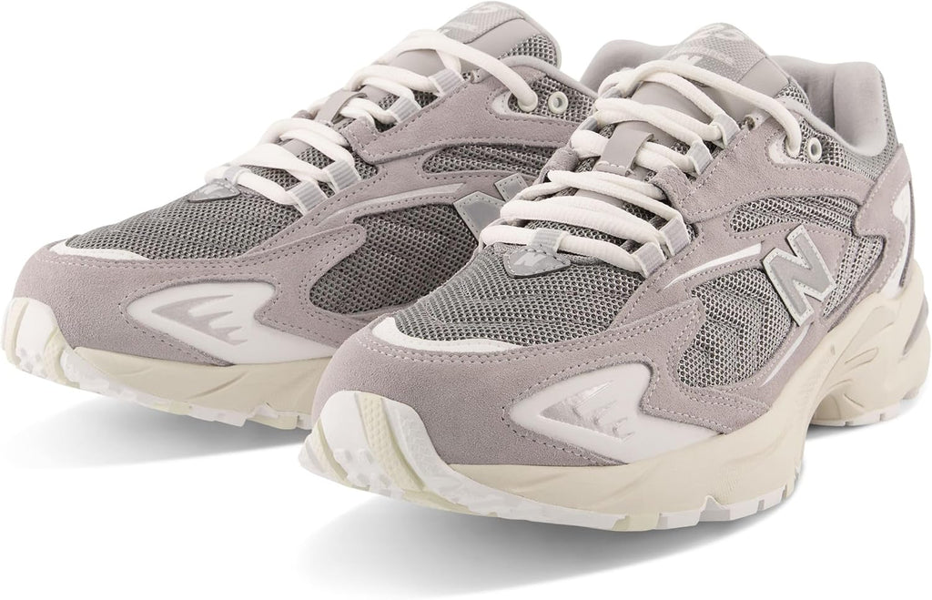 New Balance Men's 725V1 Shoes