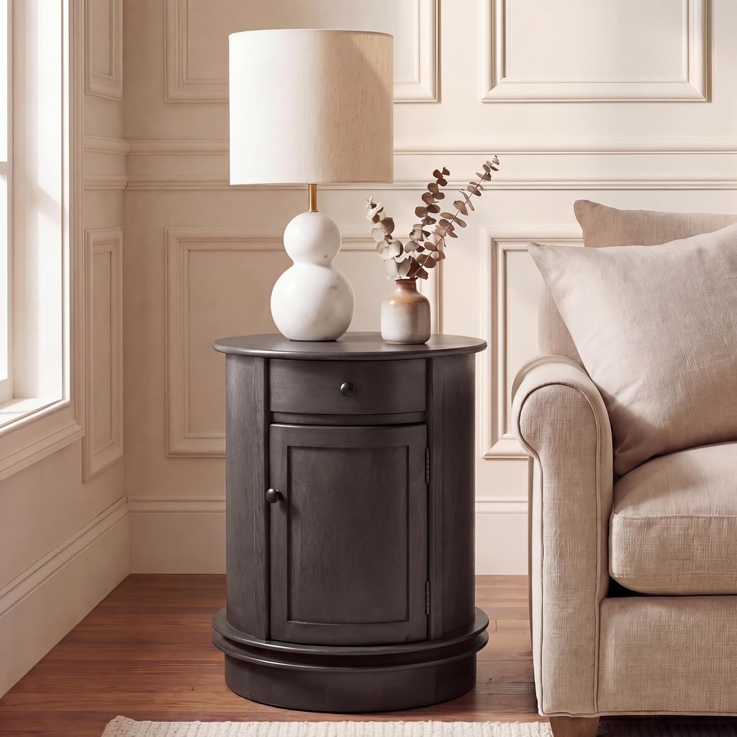 SAFAVIEH Furniture - Tabitha 1-Drawer Accent Table - Black - Solid Wood - Farmhouse Storage Design - Ideal for Living Room, Entryway, Home Office, 17.7'W x 17.7'D x 26'H - Fully Assembled (AMH5712H)