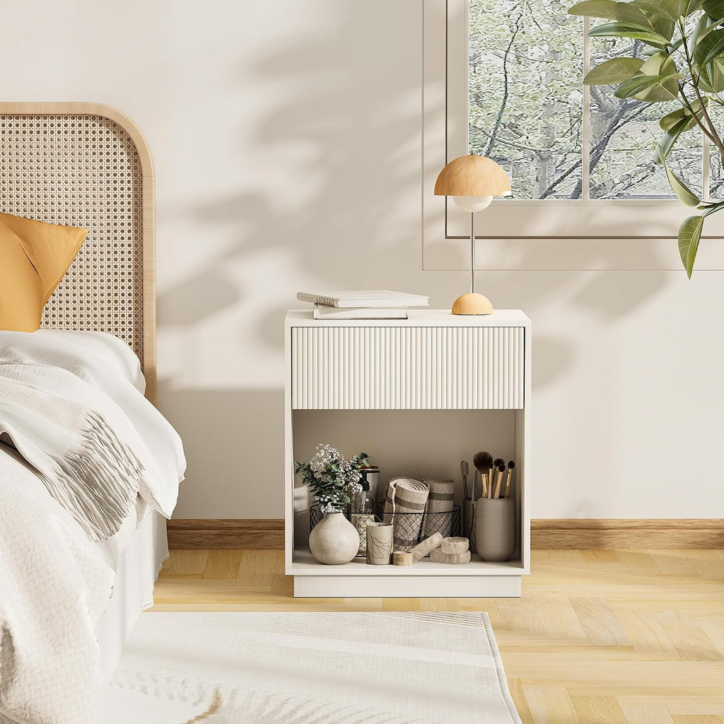 Fluted Nightstands Set of 2, Modern Bedside Table with Drawer and Storage Shelf, Wood End Table Mid Century Night Stands for Bedroom Living Room Sofa Couch Office (White)