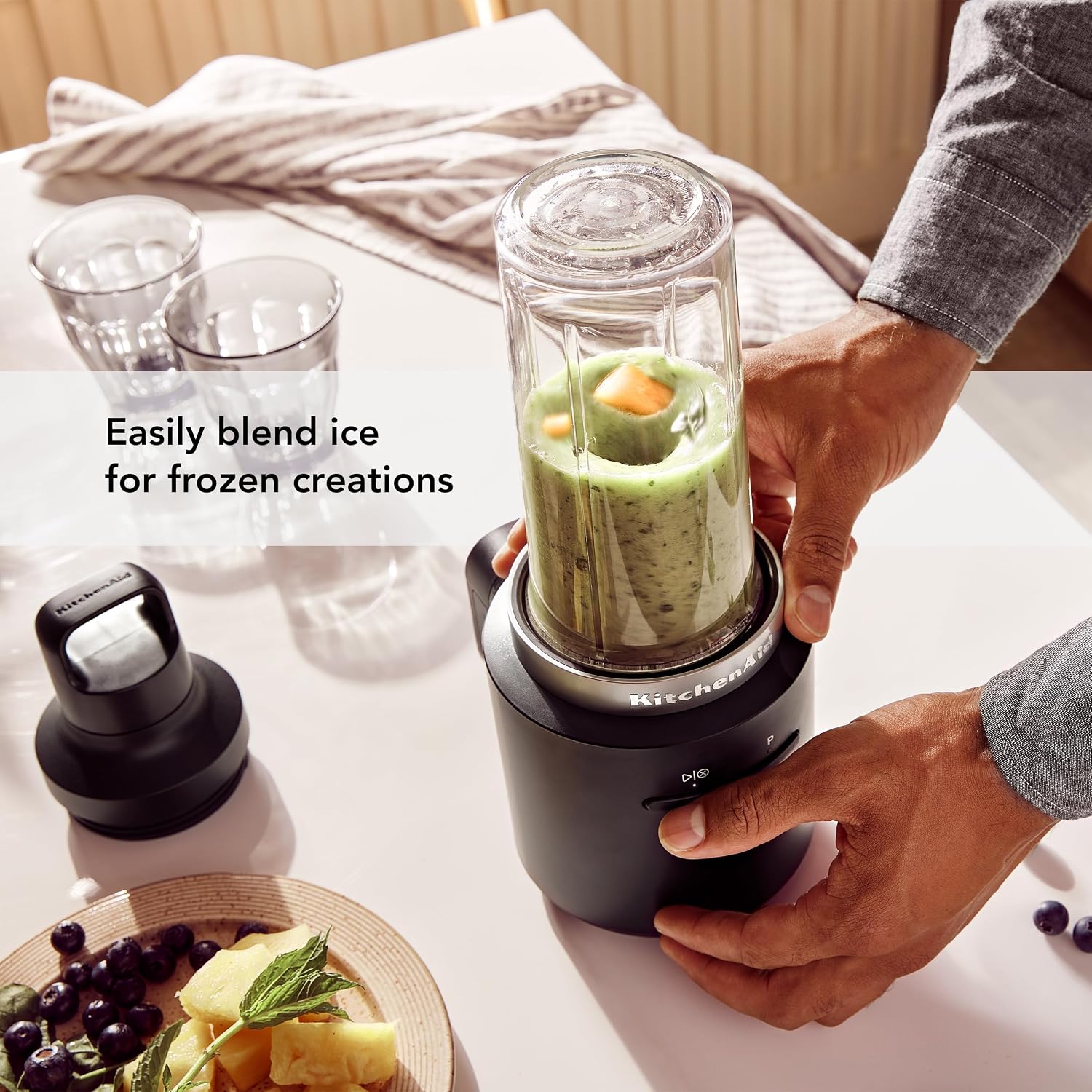 KitchenAid Go™ Cordless Personal Blender - battery included, KSBR256, Black Matte