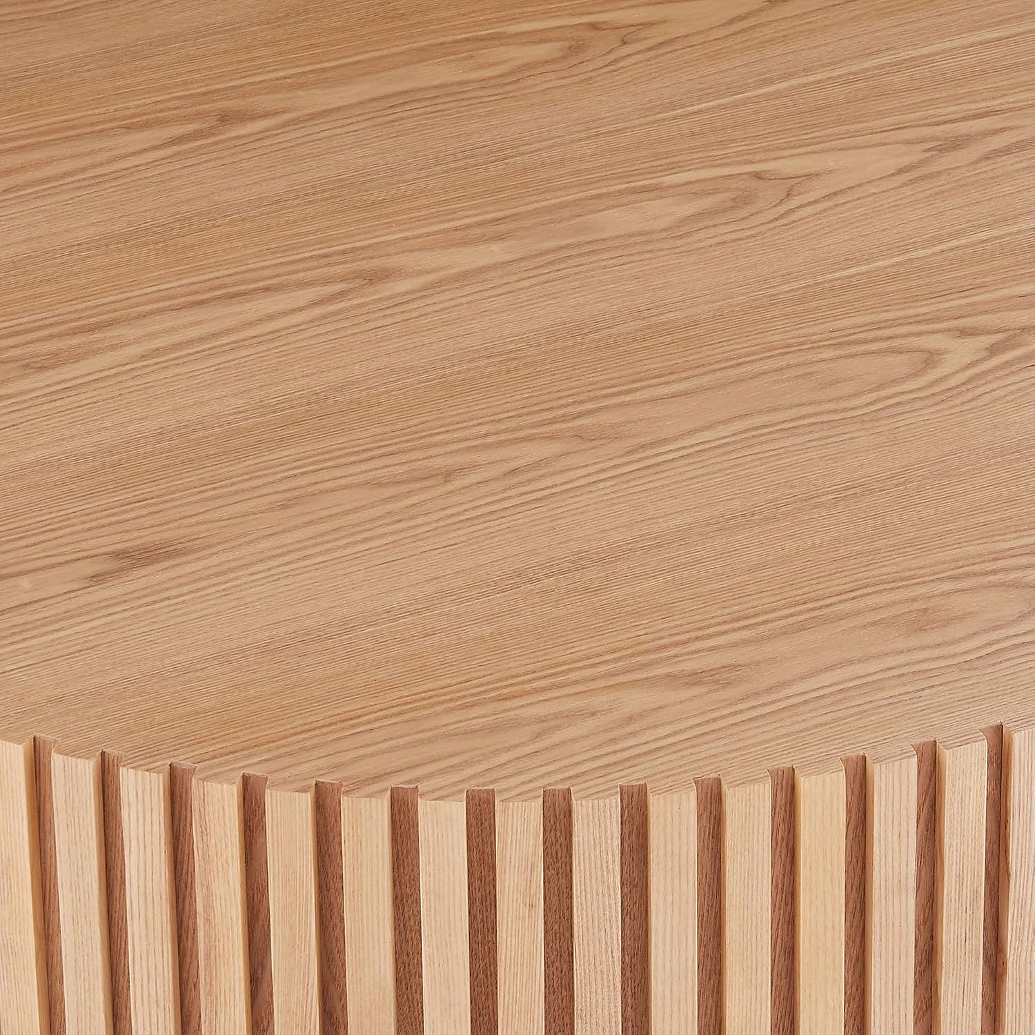 Round Coffee Table Wood Circle Coffee Table for Living Room Contemporary Fluted Table for Apartment, Easy Assembly ø35.43'', Oak