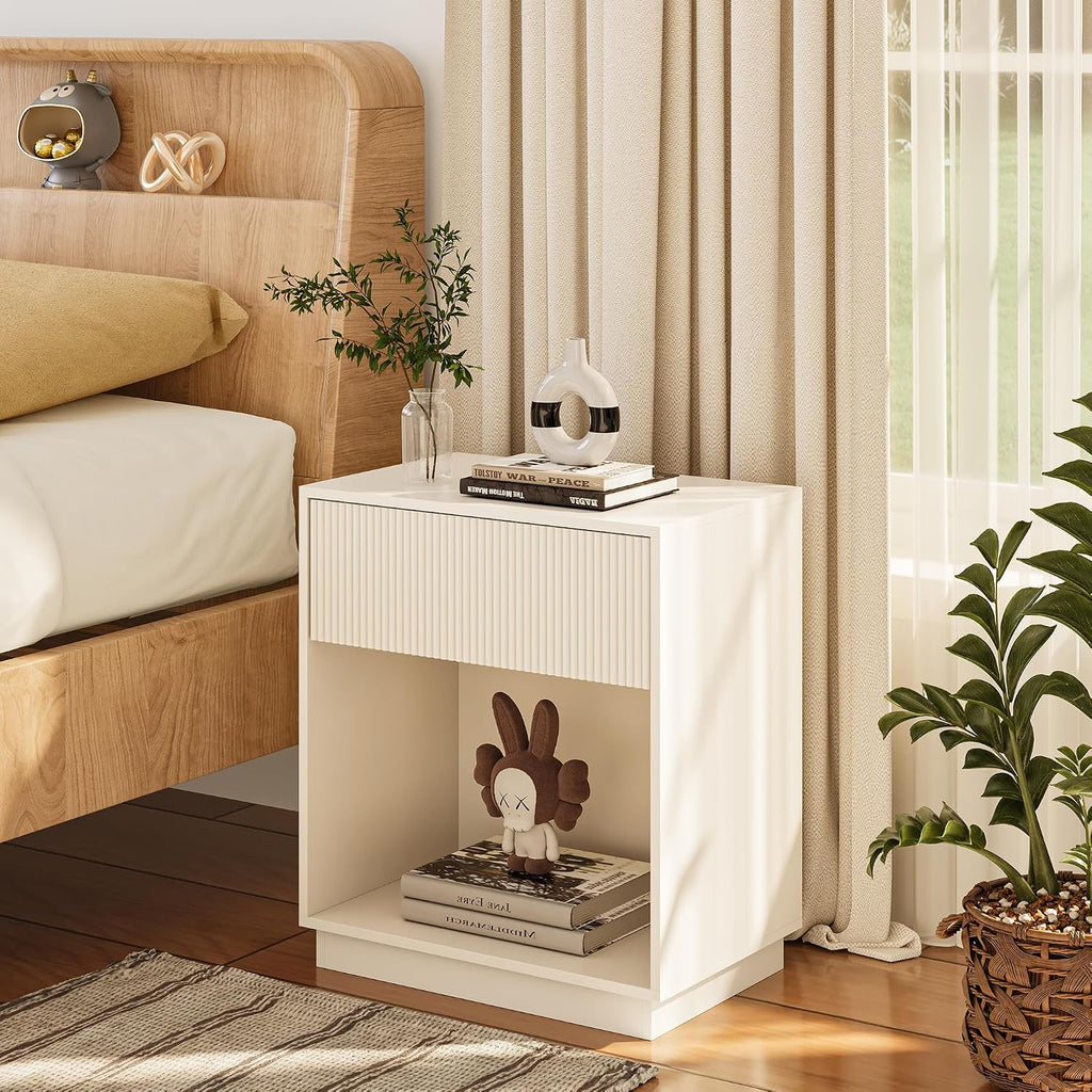 Fluted Nightstands Set of 2, Modern Bedside Table with Drawer and Storage Shelf, Wood End Table Mid Century Night Stands for Bedroom Living Room Sofa Couch Office (White)