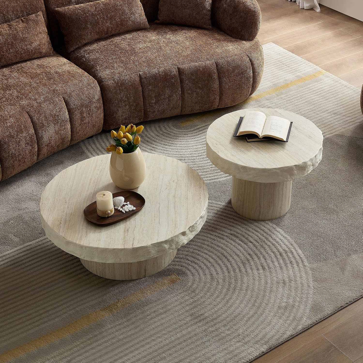31.69' Round Coffee Table with Round Pedestal, Fiberglass Faux Marble Tabletop for Living Room, Modern Circle Center Table Tea Table for Apartment, Office, Beige Mars Pattern